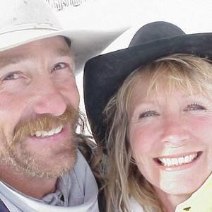 Meet your Posher, Cricket